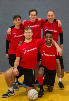 Die M2 h.v.l.: Jan Jüngling, Jonas Tille, Peter Lotze; v.v.l.: Luis Zang, Eyob Saupe