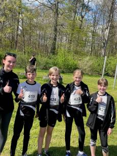 Die Rendeler U12-Mannschaft (v. l. n. r.): Trainerin Annalena, Felix, Luisa, Anna, Janna