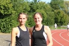 Glücklich und zufrieden nach dem Wettkampf (links Annabelle, rechts Lisanne)