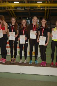 Junges Staffelteam: Lara, Lorina, Laura und Verena (Archivbild)