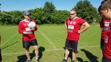 Marian Horn (links) in der Besprechung vor seinem letzten Spiel für den TVR 