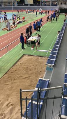 PB von 4,66m für Julia