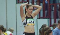 Trauben bei den Erwachsenen hängen für TVR zu hoch