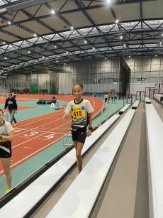 Yvonne ist der Hürdenlauf mit neuen Abständen geglückt